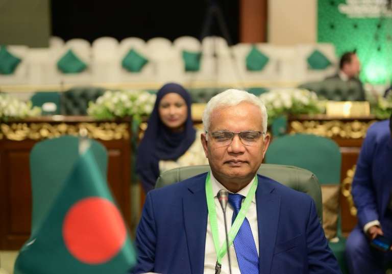 H.E. Abu Zafar Md. Zahid Hossain, Minister for Women, Children Affairs and Social Welfare, representing the People's Republic of Bangladesh at the 9th OIC Ministerial Conference on Women.